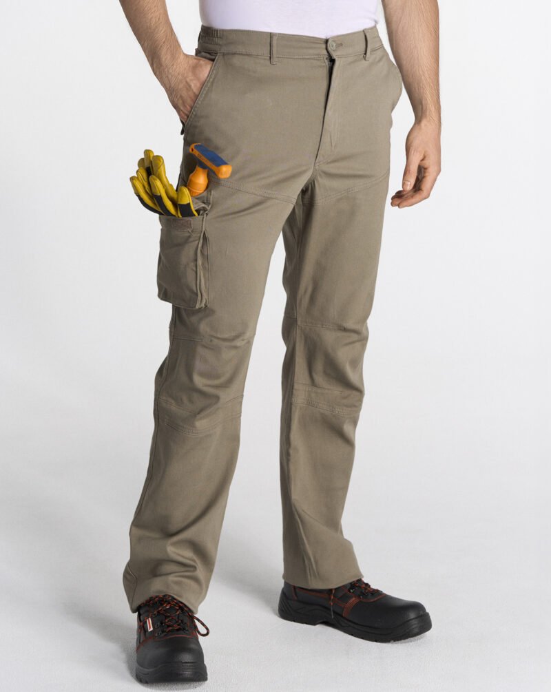 Pantalón tipo Cargo