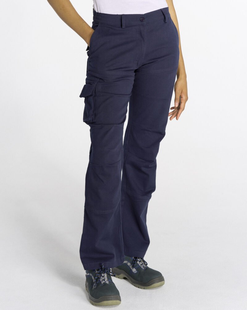 Pantalón tipo Cargo